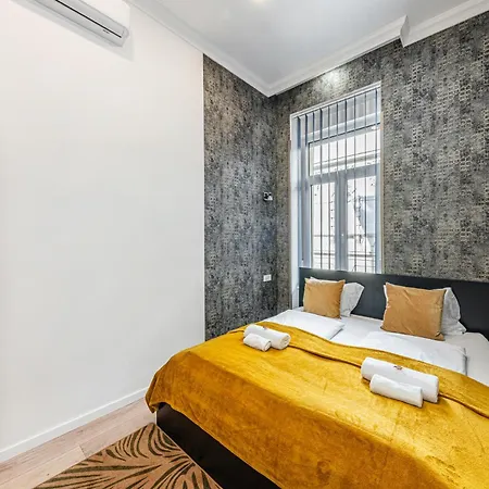 The Other Side Spacious 2br 2ba Ac Daire